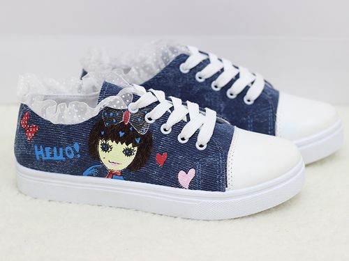 工廠批發(fā)2014春季新款潮女鞋時(shí)尚涂鴉娃娃帆布鞋蕾絲系帶學(xué)生鞋子圖片